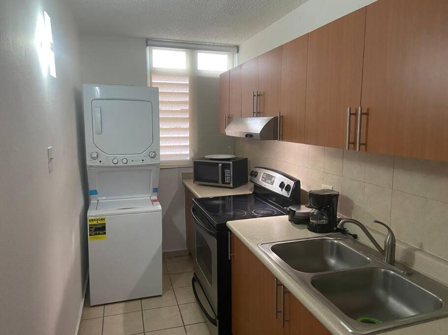 Private Apartment Near Sju Solar Battery Carolina Esterno foto